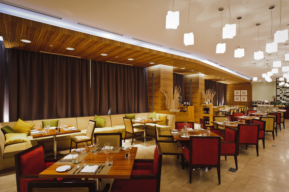 De Convencoes De Talatona Hotel Луанда Екстериор снимка