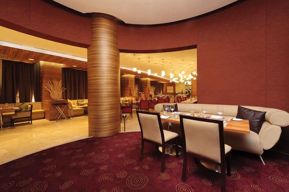 De Convencoes De Talatona Hotel Луанда Екстериор снимка