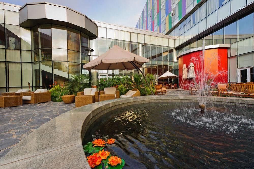 De Convencoes De Talatona Hotel Луанда Екстериор снимка